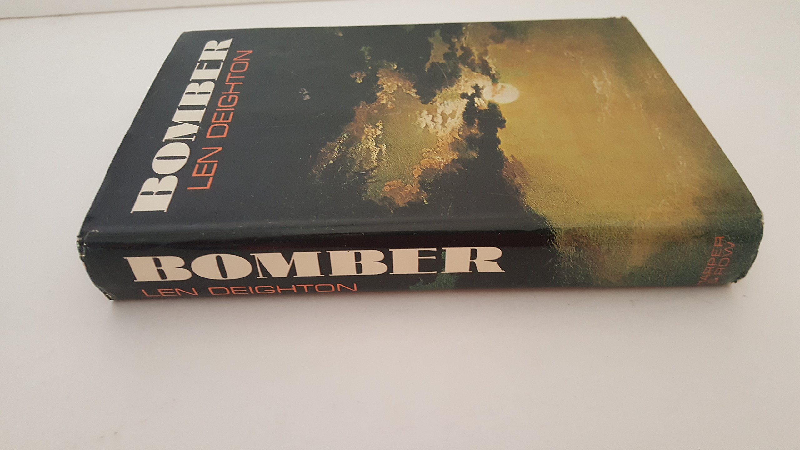 Bomber by Len Deighton