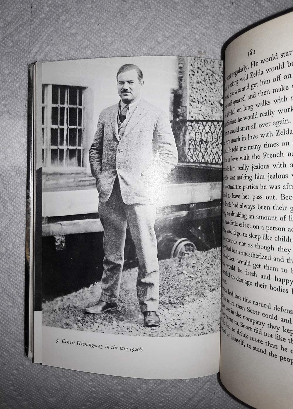 A Moveable Feast: Sketches of the Author's Life in Paris in the Twenties