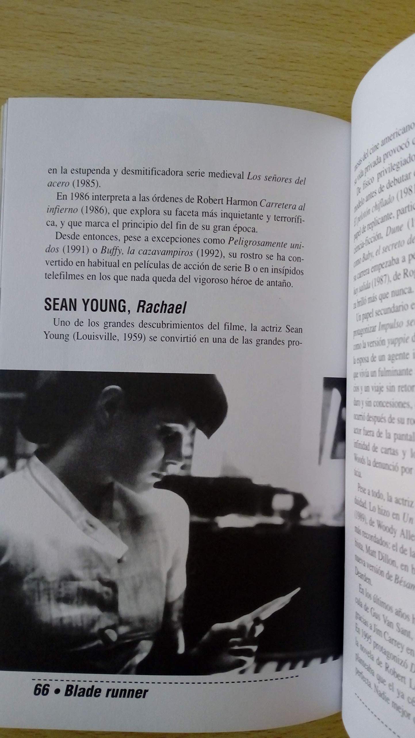 BLADE RUNNER (Paperback)