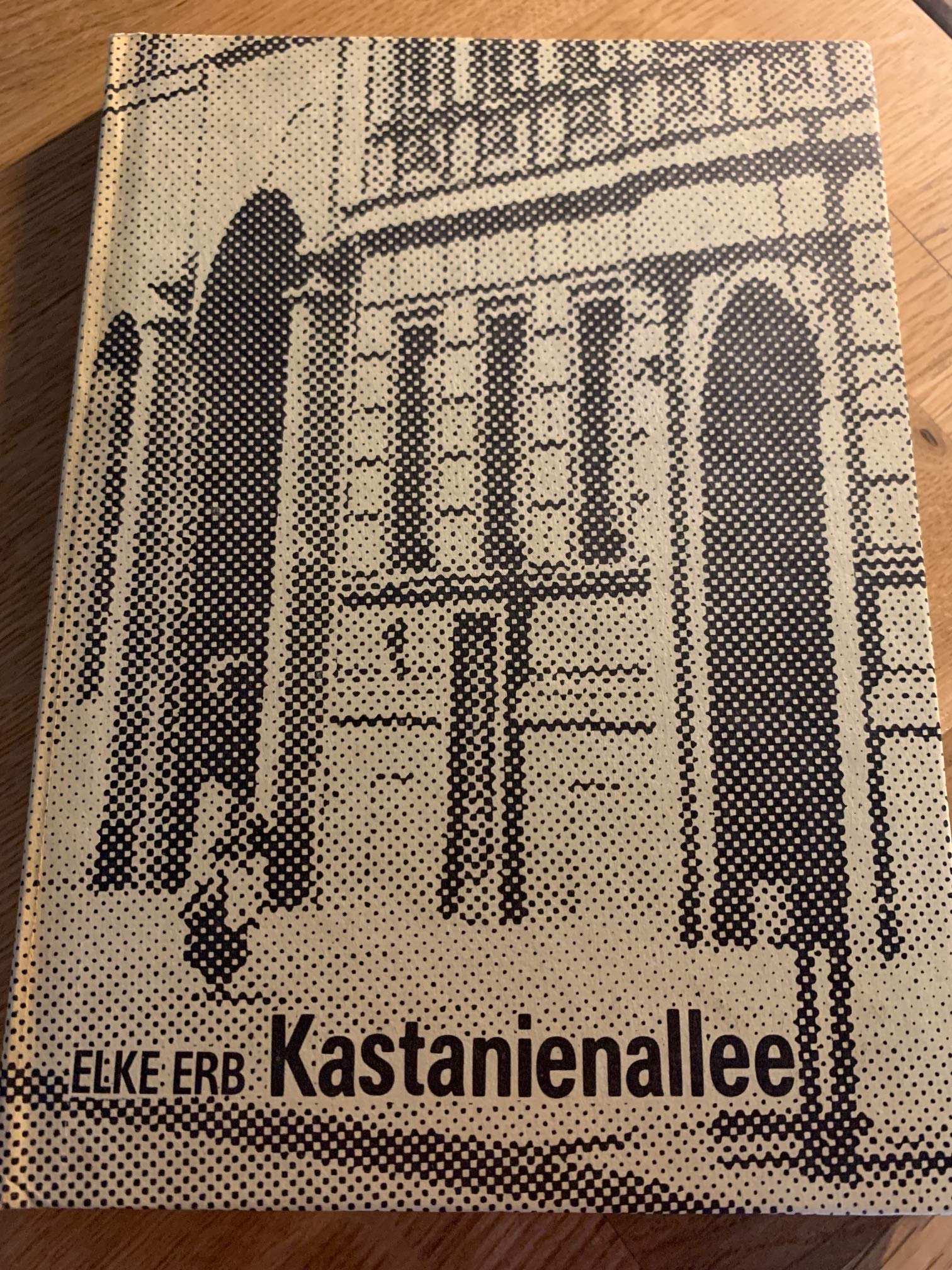 Kastanienallee: [Texte und Kommentare] (German Edition)