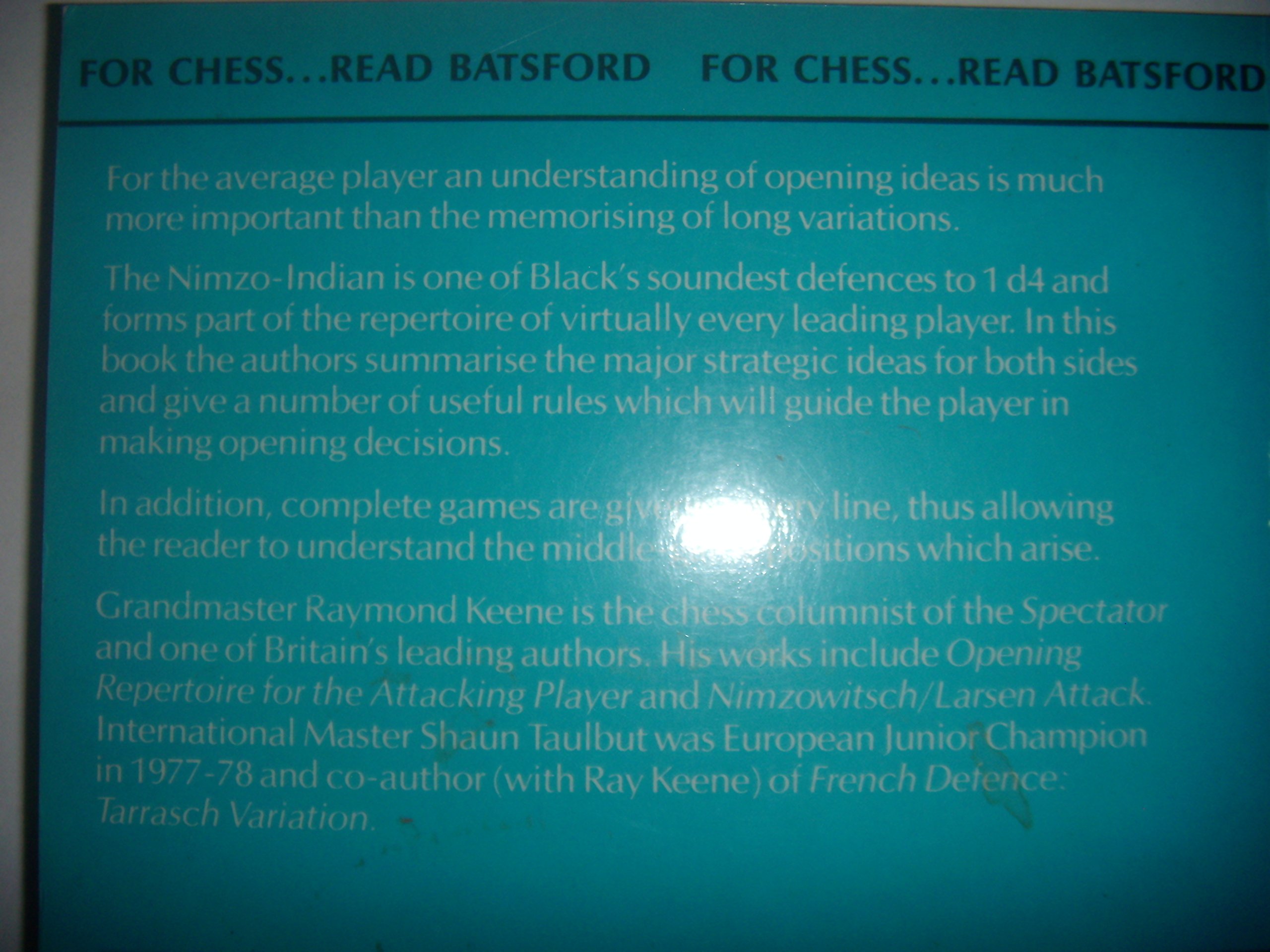 How to Play the Nimzo Indian Defence (Paperback)