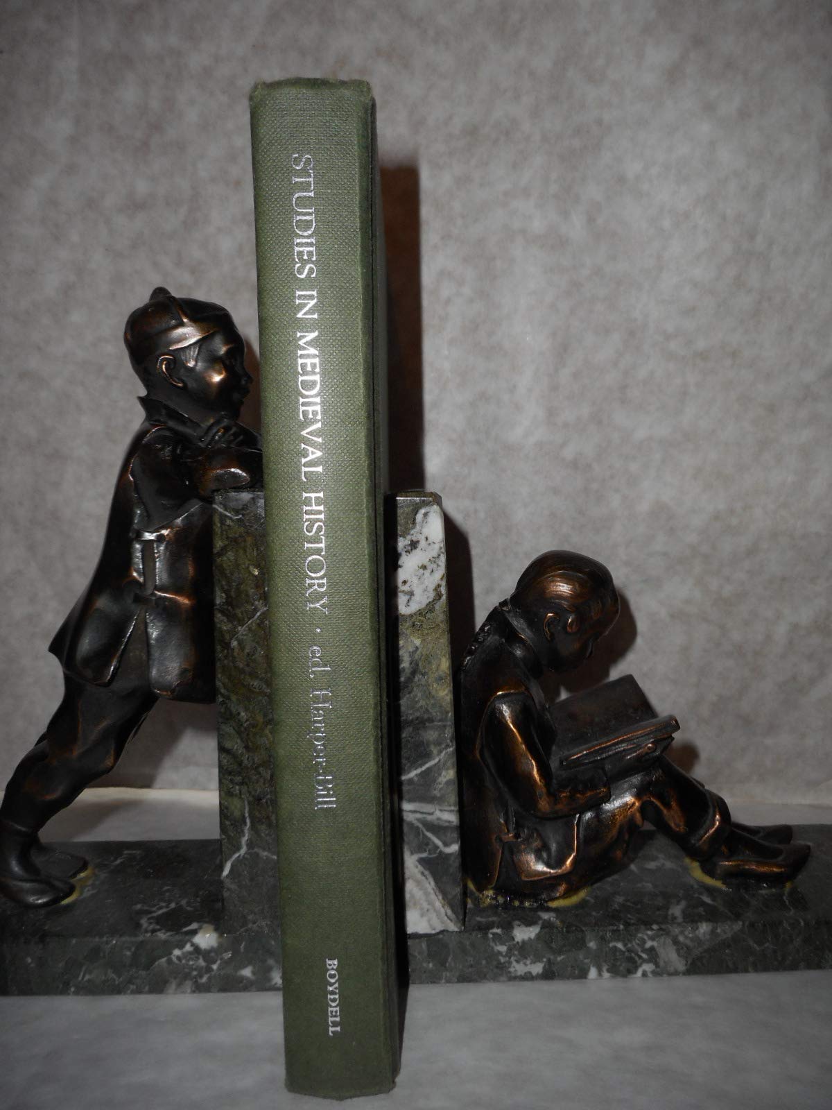 Studies in medieval history: Presented to R. Allen Brown (Hardcover)