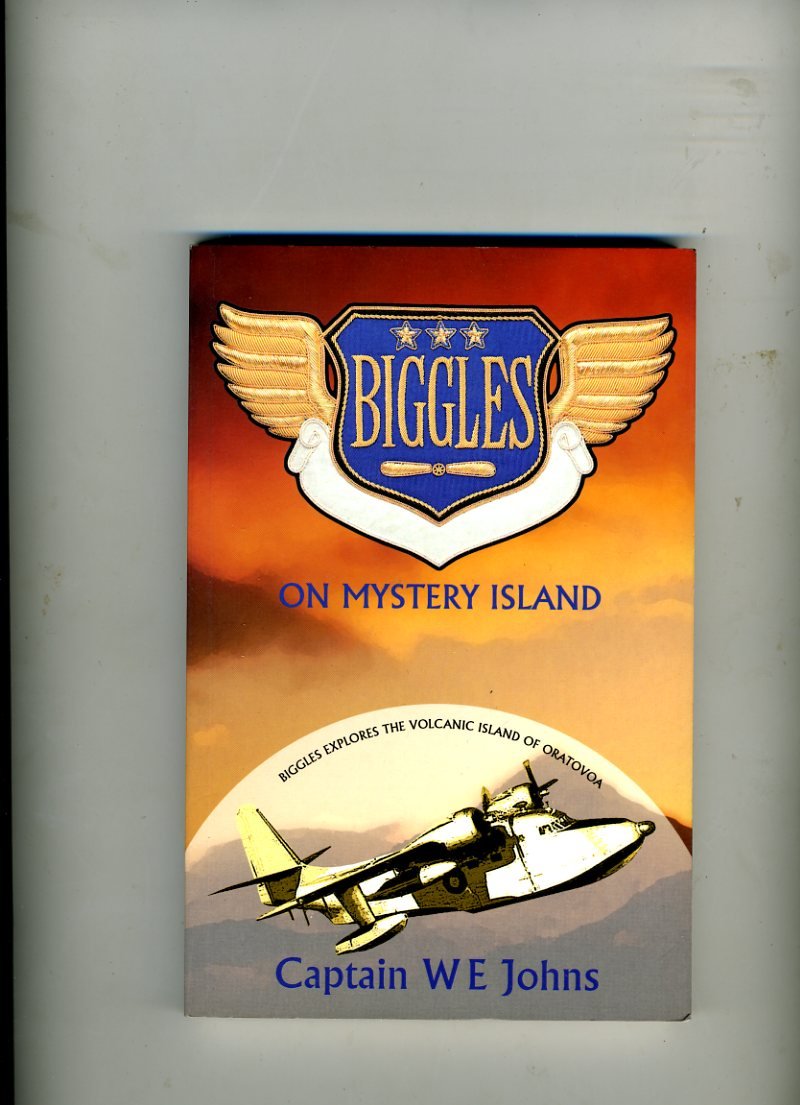 Biggles on Mystery Island (Paperback)