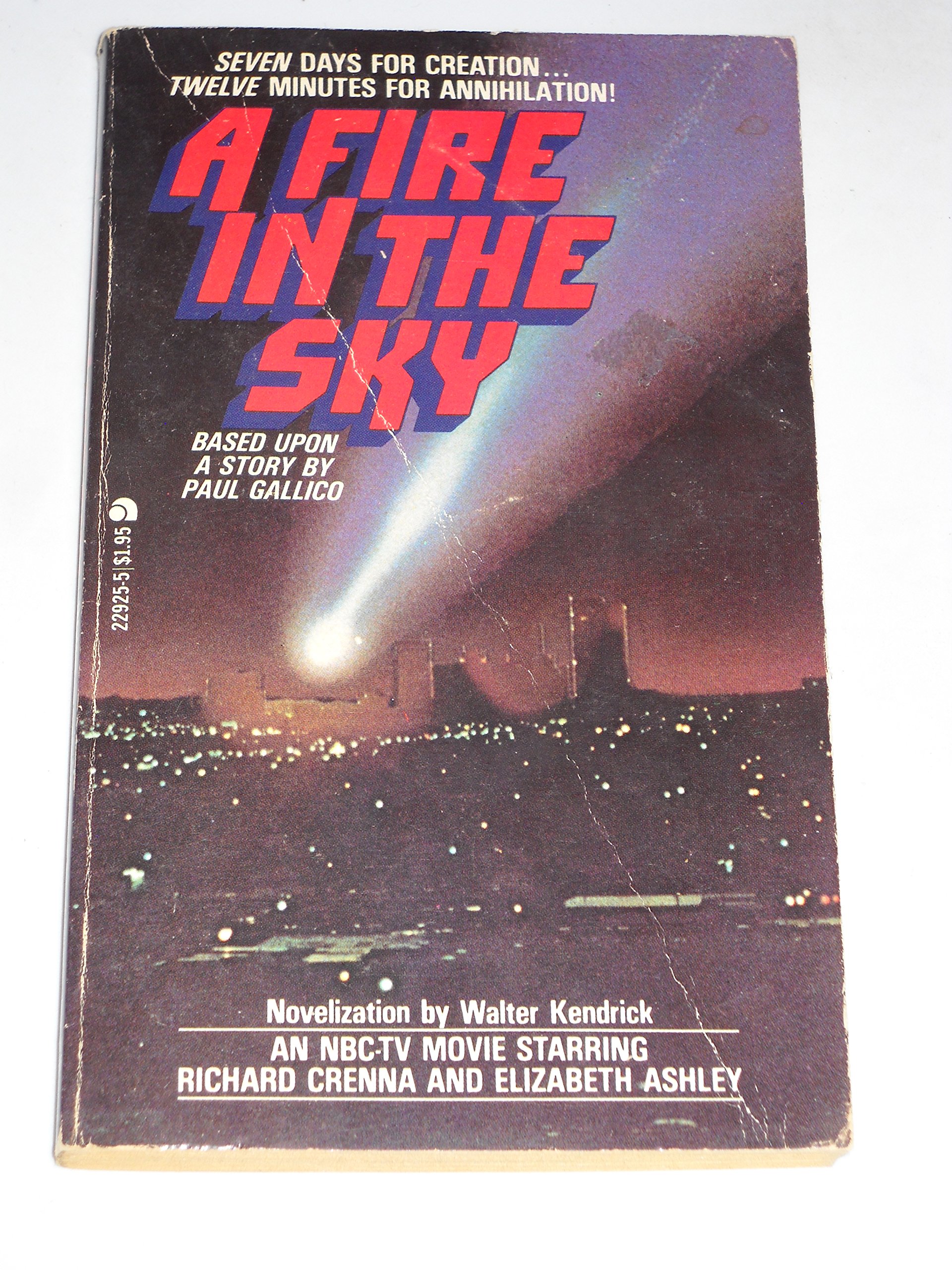 A Fire in the Sky (Mass Market Paperback)