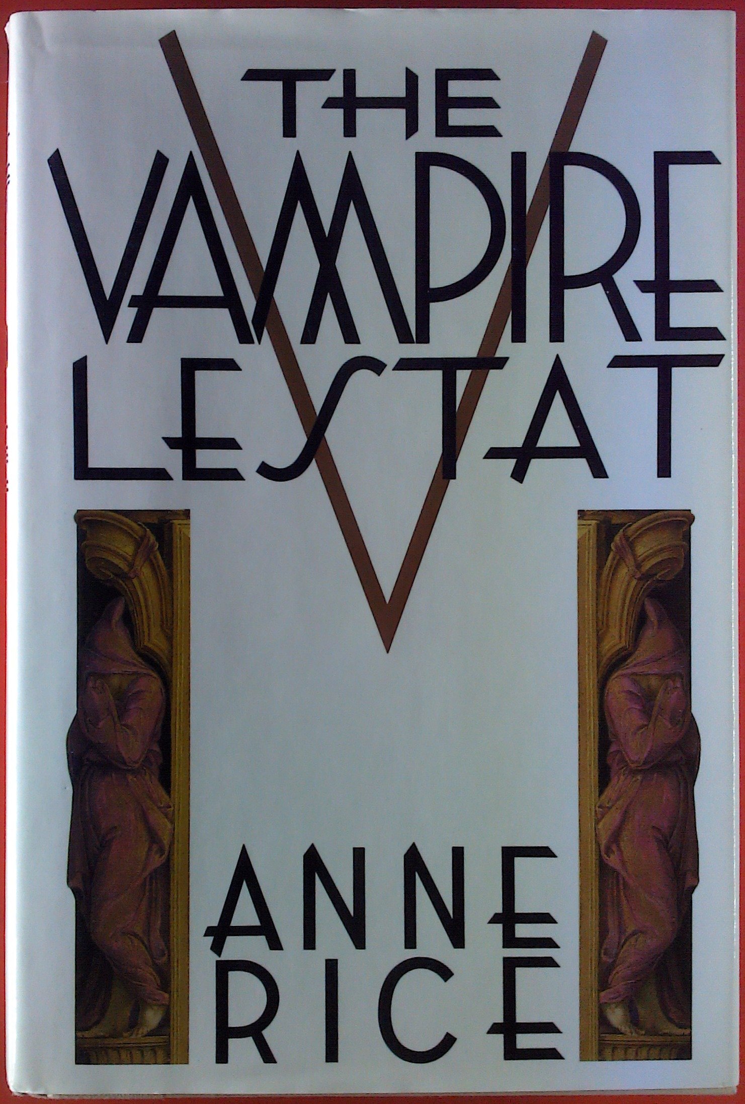 The Vampire Chronicles - Includes - Interview With A Vampire; The Vampire Lestat; The Queen Of The Damned - Book Club Edition