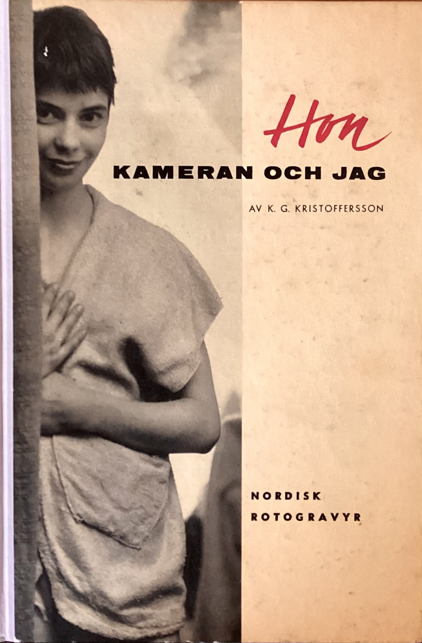 Hon, kameran och jag (Unknown Binding)