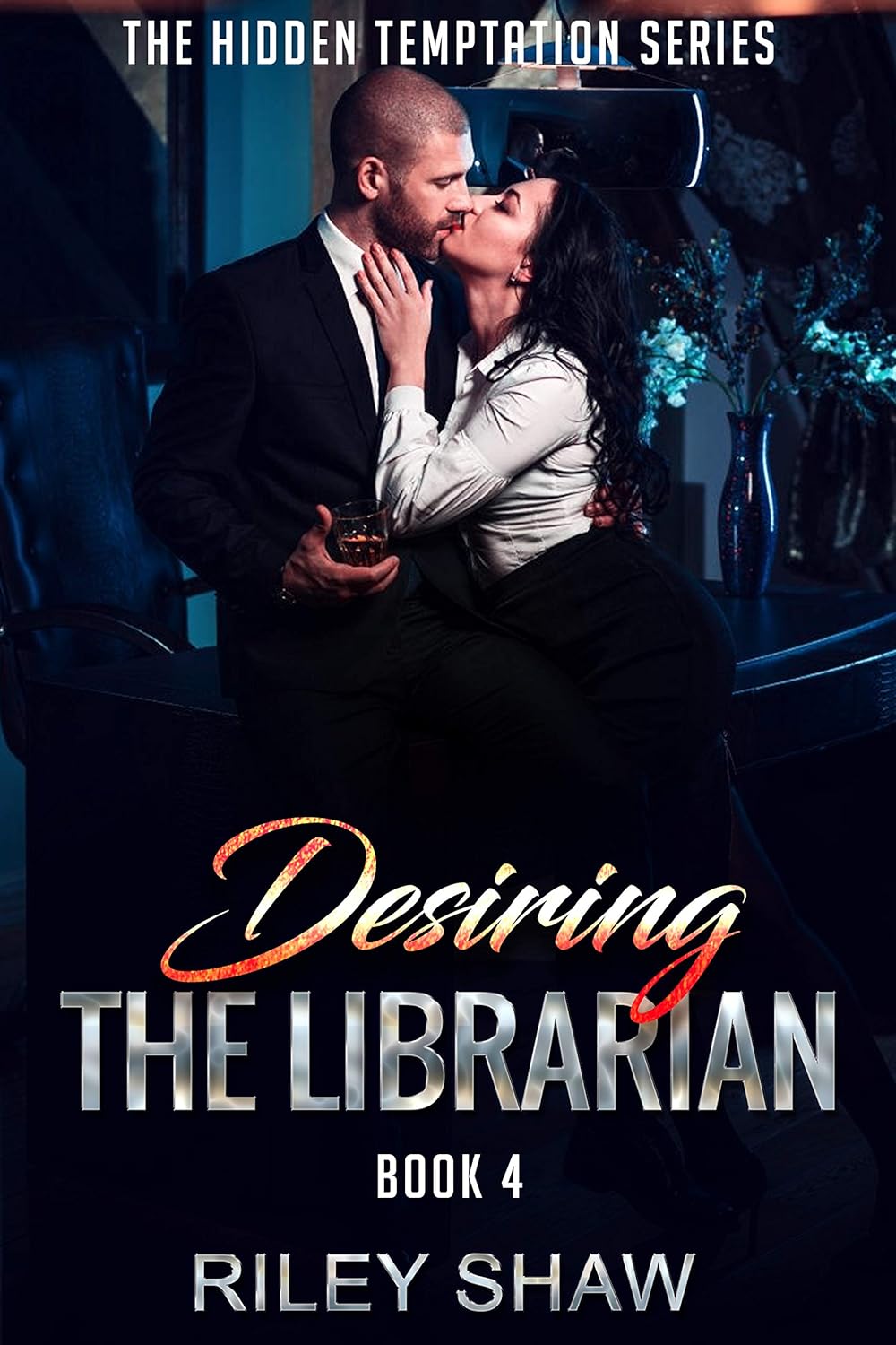 Desiring the Librarian (Hidden Temptation #4)