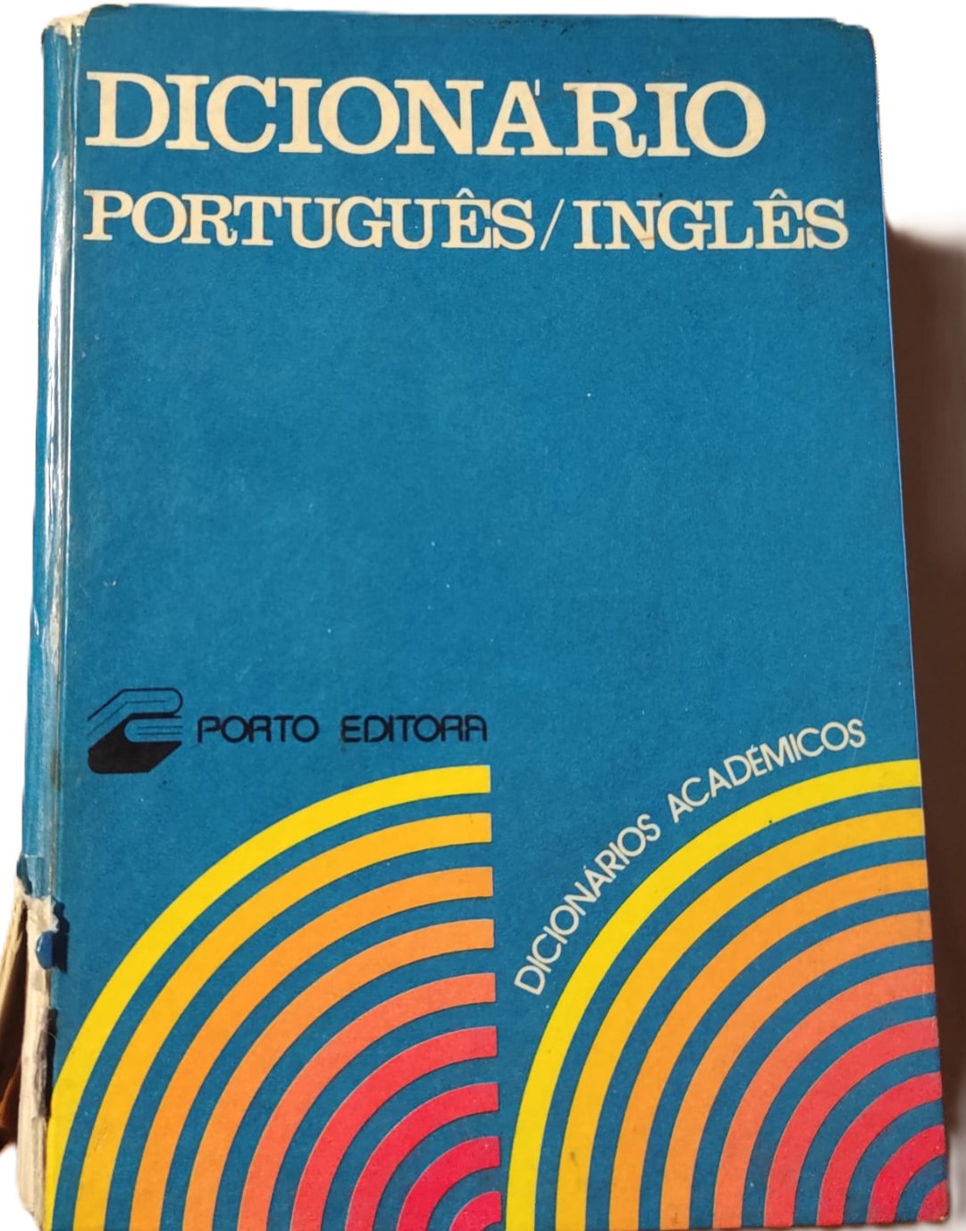 Dicionário de português-inglês (Hardcover)
