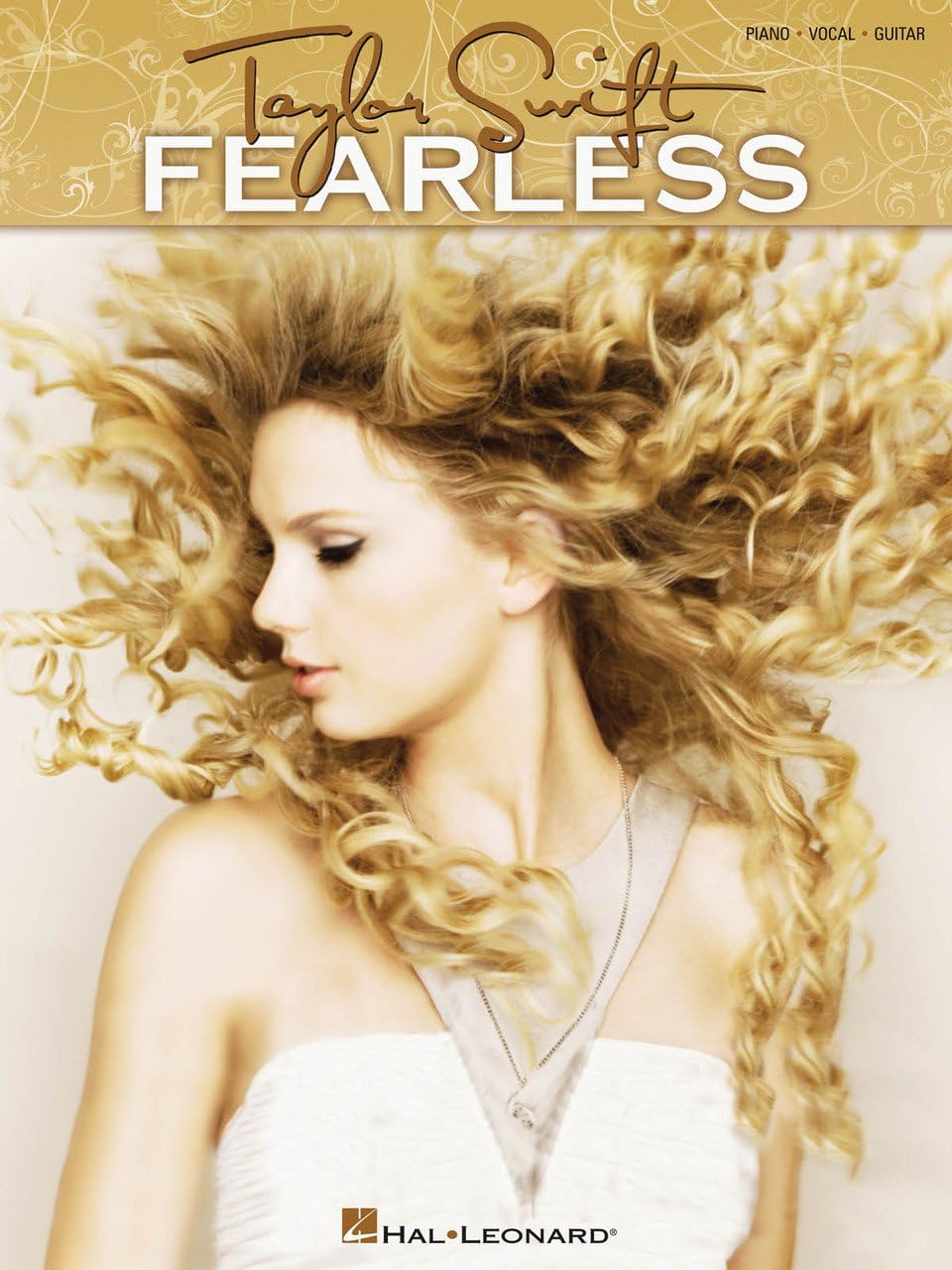 Taylor Swift - Fearless Songbook: Piano/Vocal/Guitar Artist