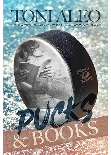 Pucks and Books (Knoxville Bears, #1)