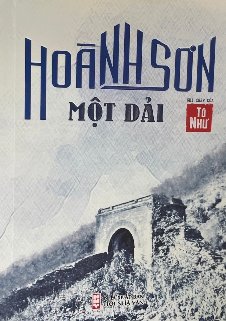 Hoành Sơn một dải (Paperback)