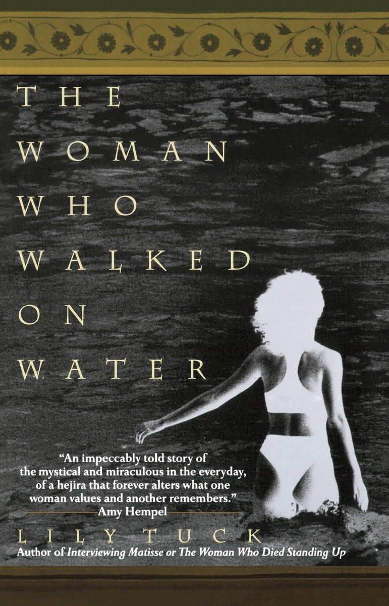 The Woman Who Walked on Water (Paperback)