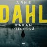 Pahan piirissä