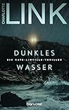 Dunkles Wasser