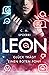 Leon: Glück trägt einen rot...