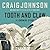 Tooth and Claw (Walt Longmire Mysteries)
