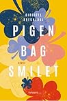 Pigen bag smilet
