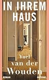 In ihrem Haus
