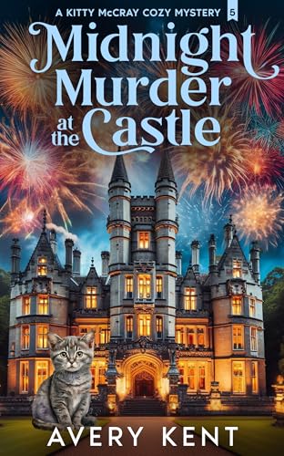 Midnight Murder at the Castle (Kitty McCray Cozy Mystery)