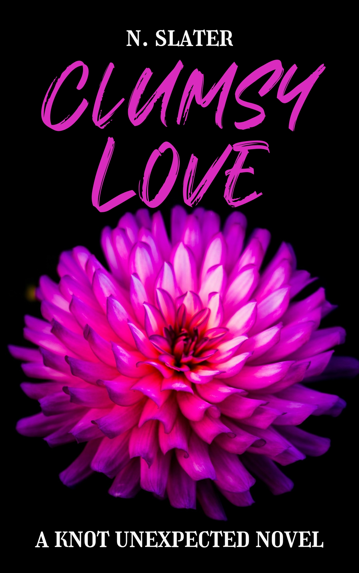 Clumsy Love: An MMFM Omegaverse (Knot Unexpected)
