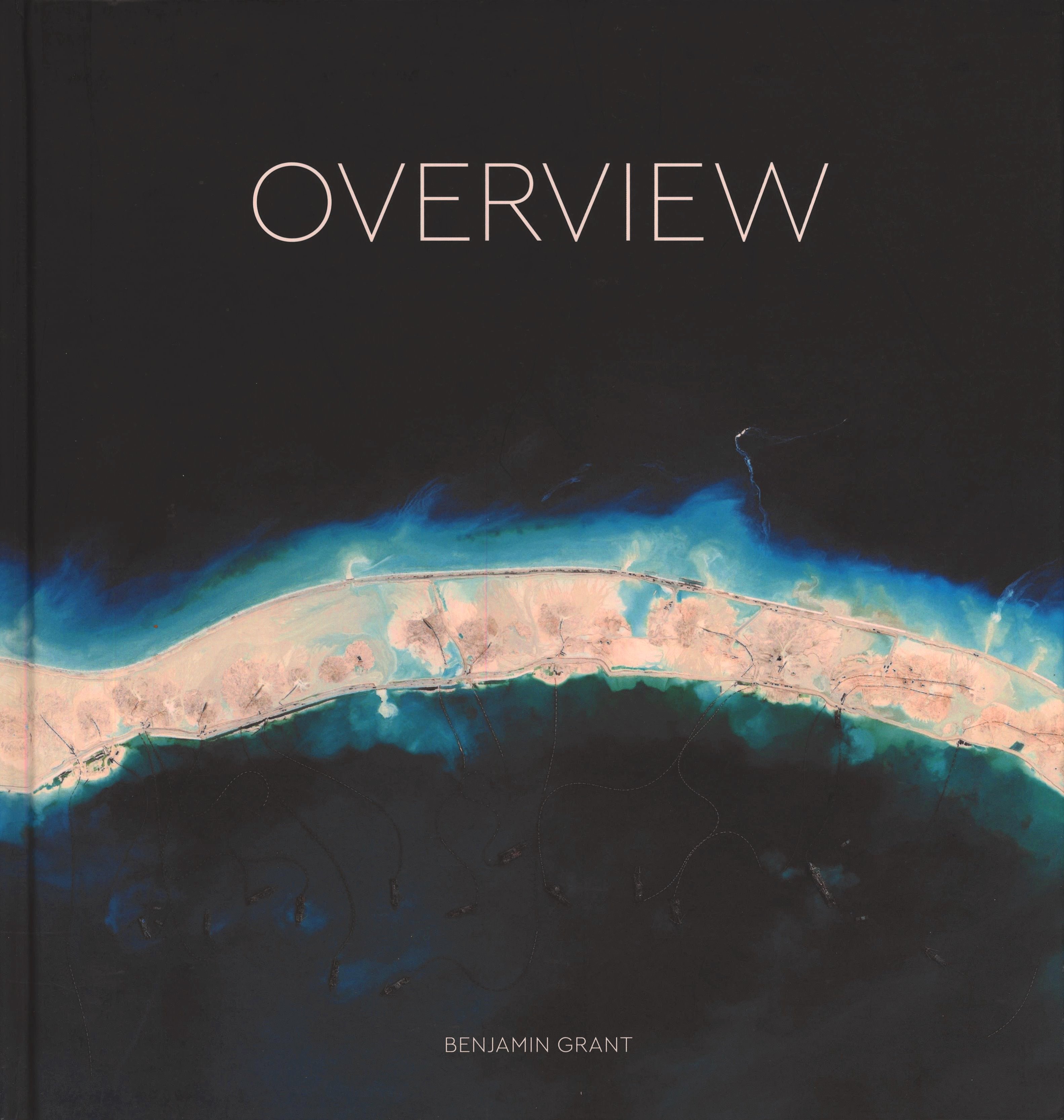 Overview: A New Perspective of Earth (Hardcover)