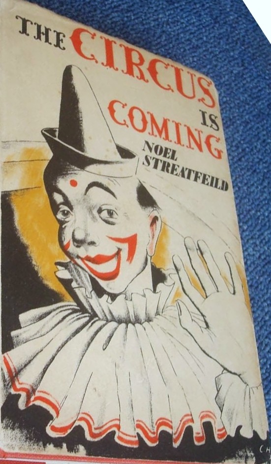 The Circus Is Coming (Hardcover)
