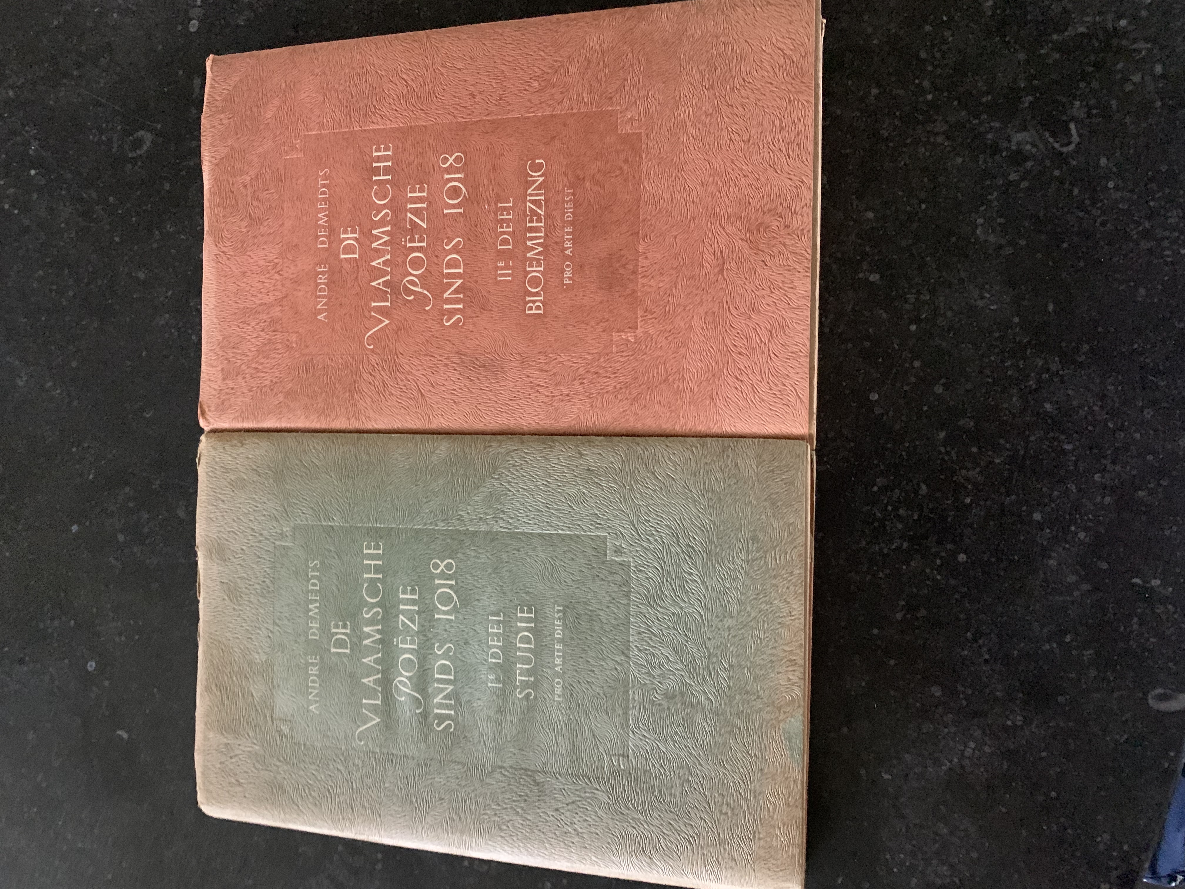 De Vlaamsche poëzie sinds 1918 (#1 Studie; #2Bloemlezing)