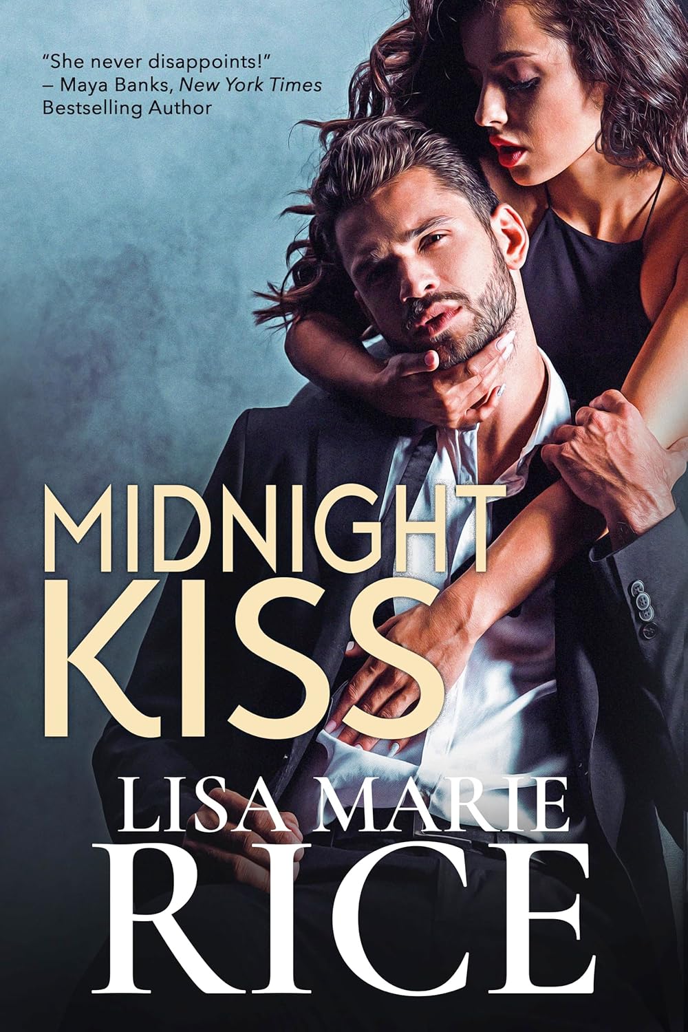 Midnight Kiss (Women of Midnight #1)