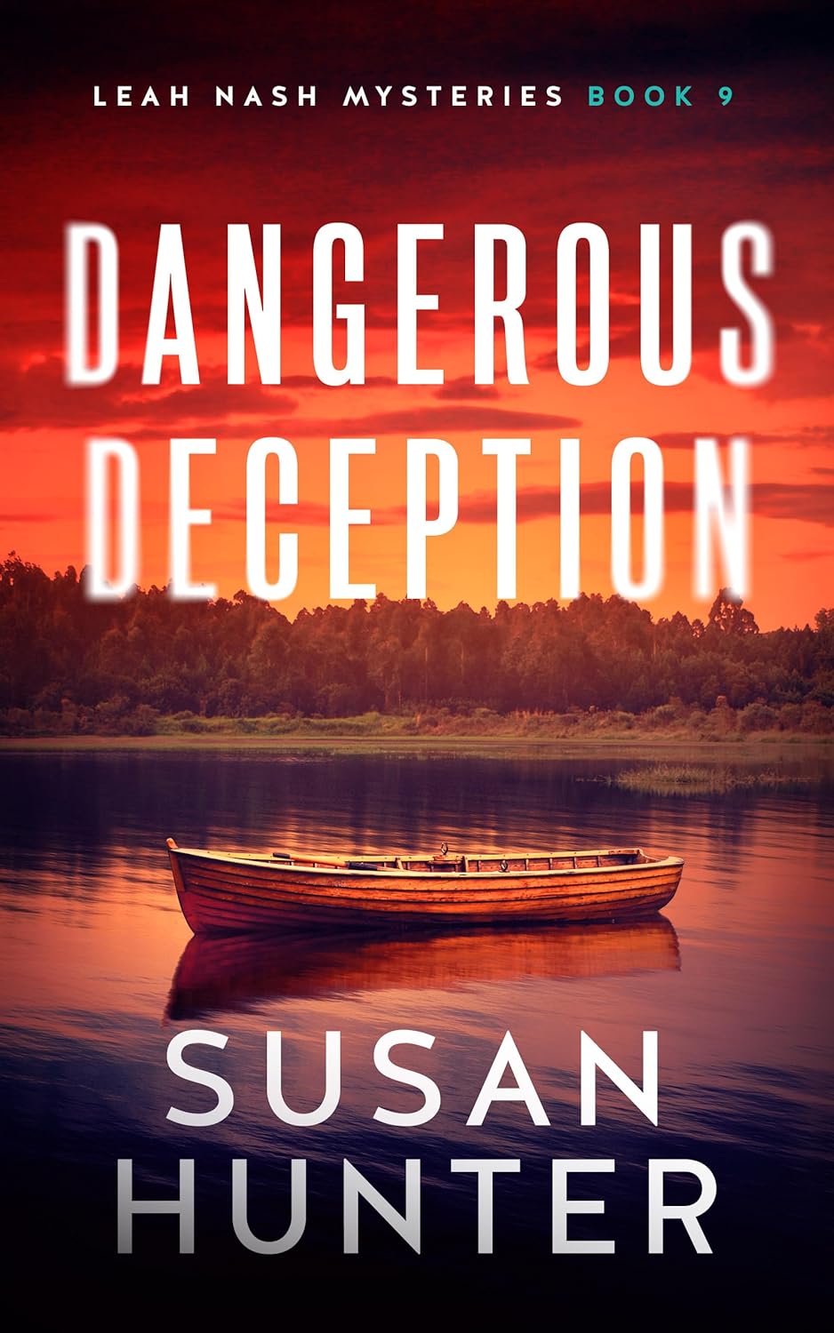 Dangerous Deception (Leah Nash Mysteries #9)