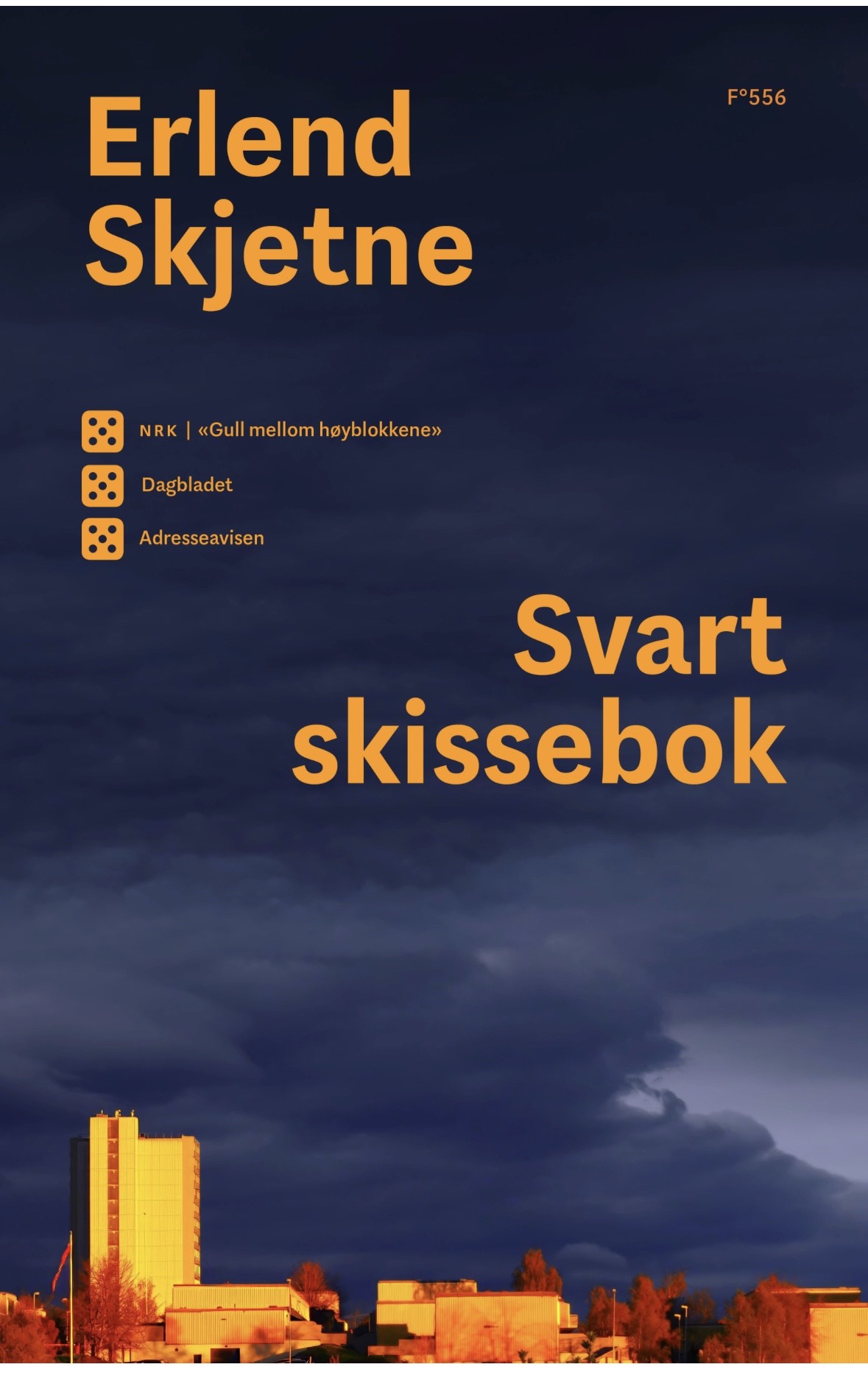 Svart skissebok (Hardcover)