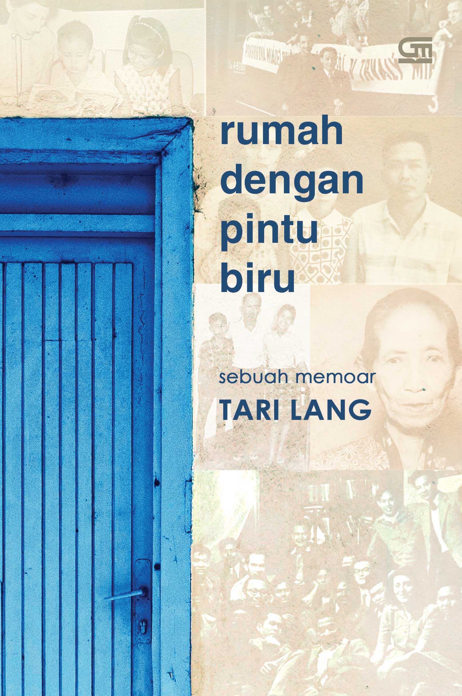 Rumah dengan Pintu Biru (Paperback)
