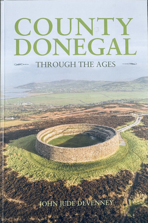 County Donegal Through the Ages (Hardcover)