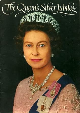 The Queen's Silver Jubilee (Paperback)