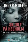 Skjult på Helholm by Inger Wolf