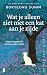 Wat je alleen ziet met een kat aan je zijde: Tijdloze wijsheid van een kat en zijn monnik (Dutch Edition)