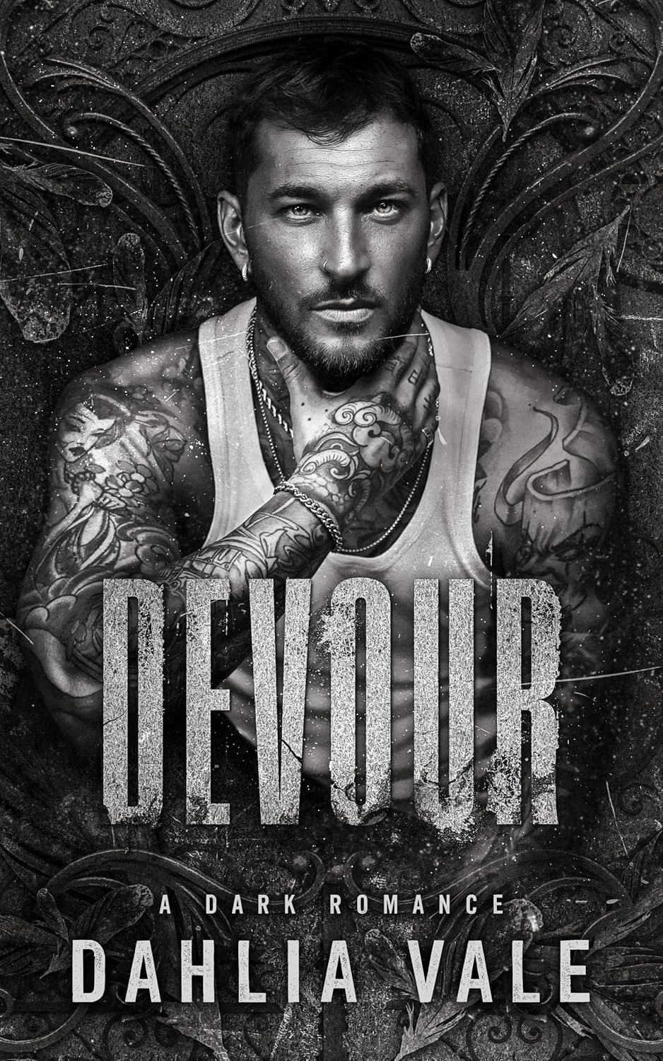 Devour (The Ravens #1)