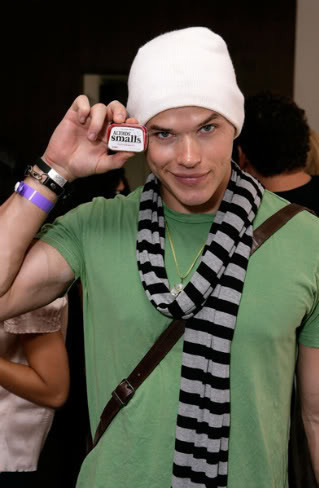 Kellan Lutz Pictures, Images and Photos