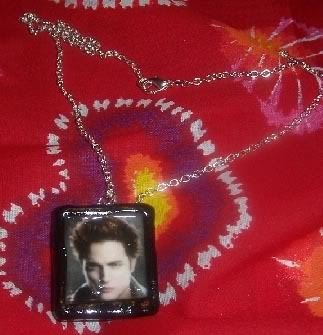 Twilight Earrings, New Moon, Twilight,,Twilight Earrings, New Moon, Twilight, Bella Swan,,Twilight Jewelry,Edward Cullen,New Moon,earrings,,Rob Pattinson, Robert Pattinson, Earrings,Twilight