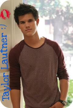 Taylor Lautner Pictures, Images and Photos