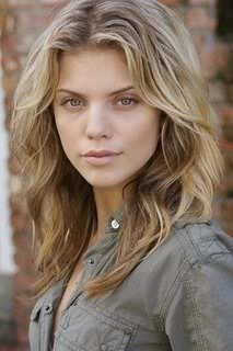 90210 New Generation: Naomi Bennett Pictures, Images and Photos