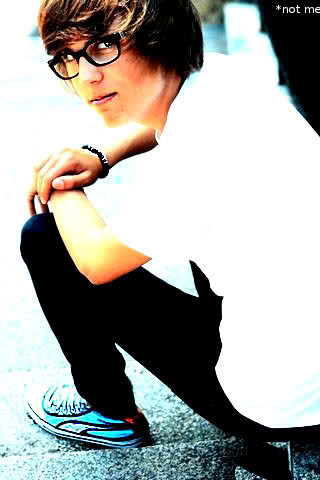 Image and video hosting by TinyPic