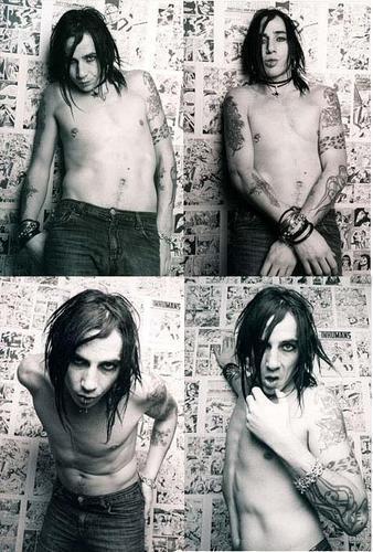 Image and video hosting by TinyPic