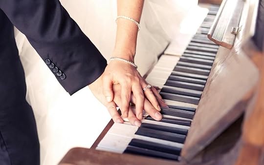  photo couple_hands_jewelry_wedding_piano_keys_54710_1680x1050_zpsaa94985e.jpg