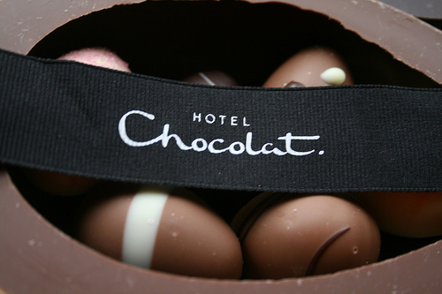 Gift box of 4 delicious chocolates fromHotel Chocolat