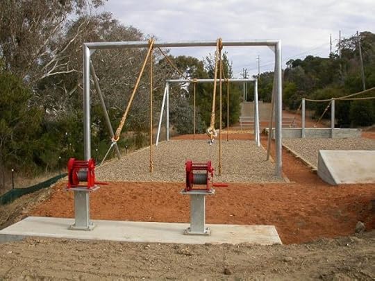  photo mainimagezoom-1291861080_DefenceAssaultCourse3.jpg