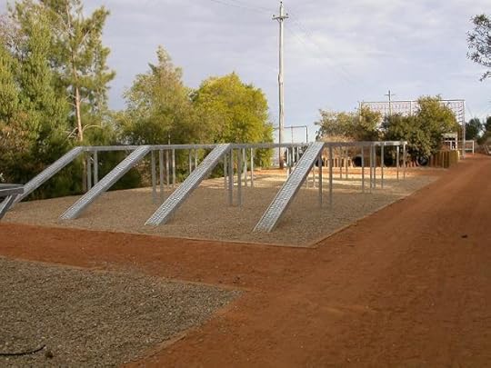  photo mainimagezoom-1291861126_DefenceAssaultCourse4.jpg