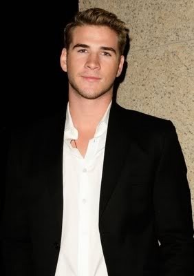 Liam Hemsworth Pictures, Images and Photos