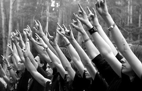  photo devilhorns_zpsb8acbbf7.jpg