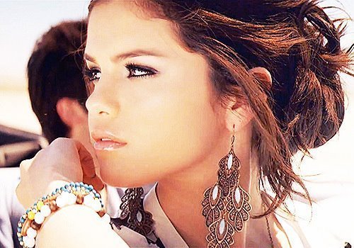 brown-earings-girl-hair-selena-gomez-Favim_com-307197