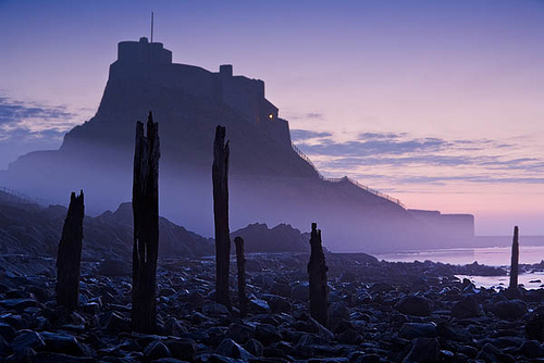 lindisfarne_castle_pier_in_mist